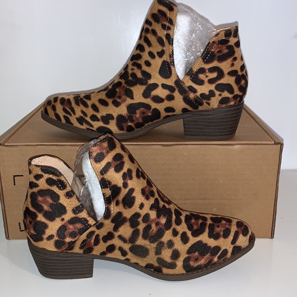 Slip slide pull on leopard print ankle boot - Picture 2 of 6
